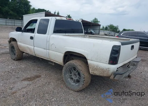 2002 Chevrolet Silverado 1500 Ls from USA, damaged, VIN 2GCEK19T321135693